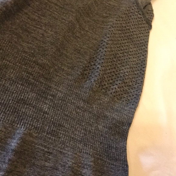 The north face sweater top - Picture 3 of 8